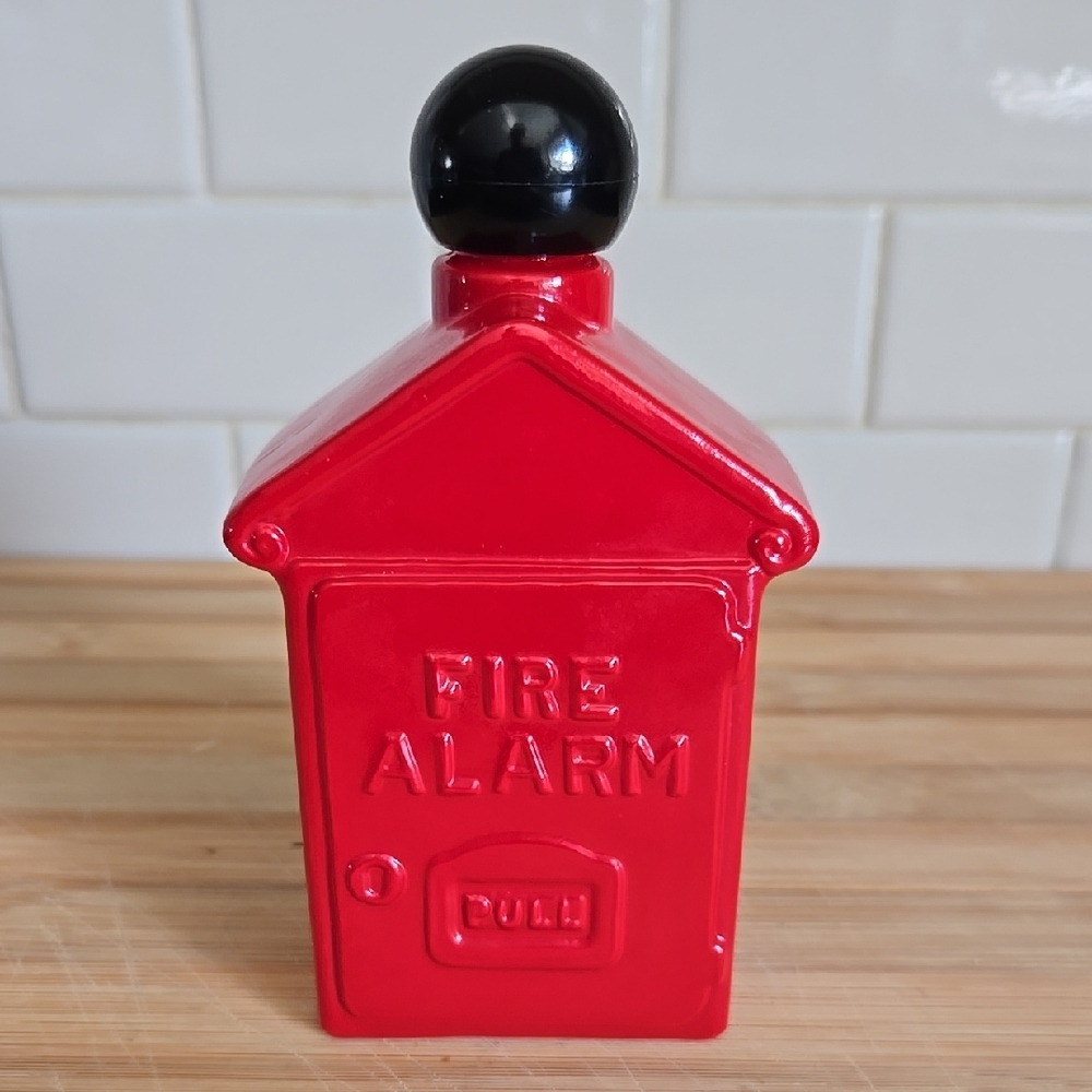 Vintage Avon Red Fire Alarm Glass "Spicy" After Shave - Full Bottle